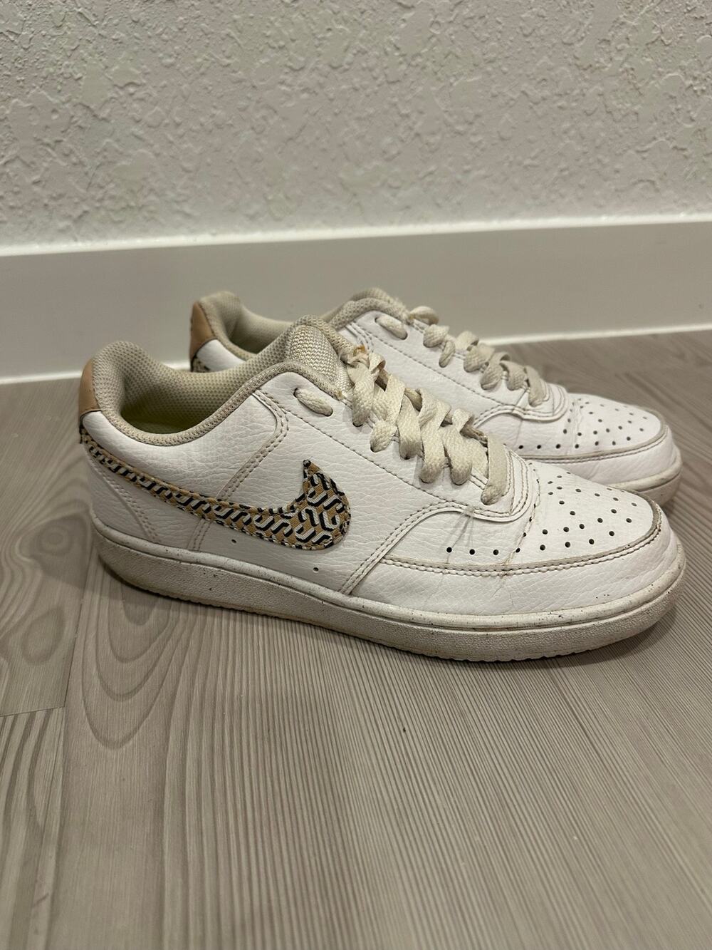 Nike Court Vision Low Top Next Nature United in Victory Sneaker Shoes Women 7